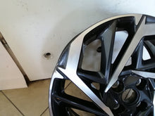 Laden Sie das Bild in den Galerie-Viewer, 1x Alufelge 17 Zoll 7.0&quot; 4x100 54ET Glanz Graphit 52910-Q0300 Hyundai Kona Mg