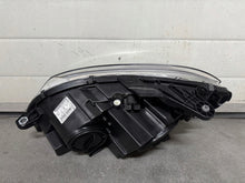 Laden Sie das Bild in den Galerie-Viewer, Frontscheinwerfer Mercedes-Benz W204 A2048203059 Xenon Rechts Headlight SCH5045666598pt