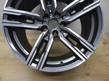 Laden Sie das Bild in den Galerie-Viewer, 1x Alufelge 19 Zoll 9.0" 5x112 41ET Glanz Graphit 8090020 BMW G14 G15 Mg FEL8971180310aj