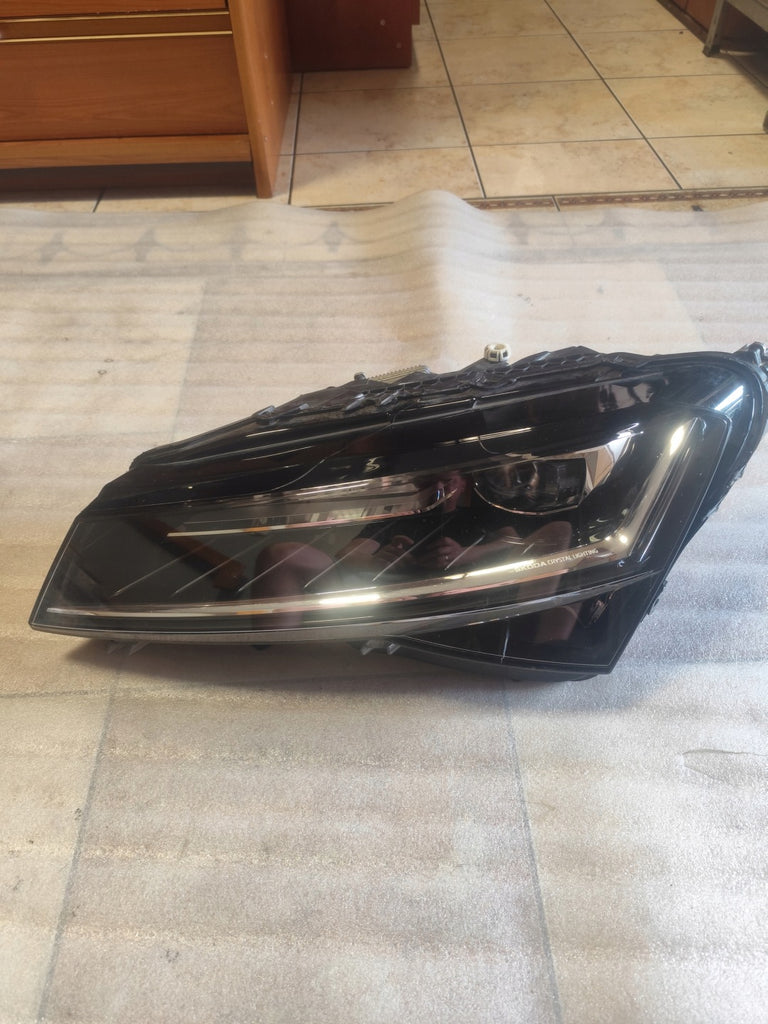 Frontscheinwerfer Skoda Superb III 3V1941015D 3 Links Scheinwerfer Headlight SCH7220687923xd