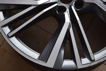 Laden Sie das Bild in den Galerie-Viewer, 1x Alufelge 20 Zoll 9.0&quot; 5x112 42ET Glanz Schwarz 5LA601025 Skoda Enyaq