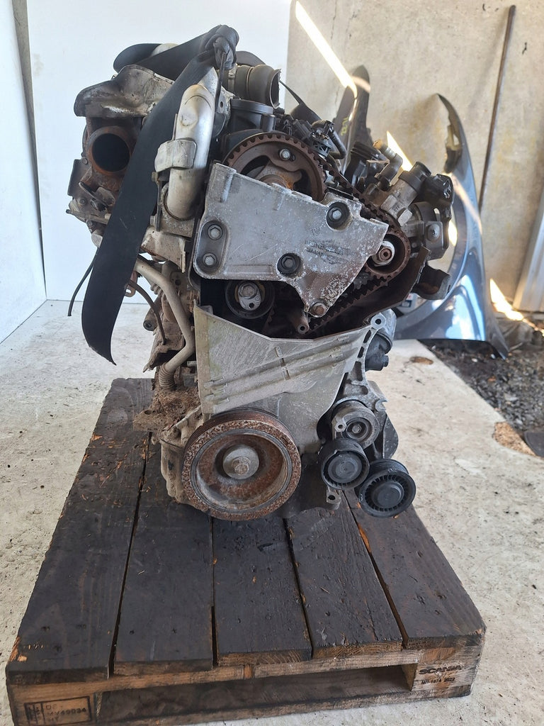 Motor Renault Kangoo K9K608 1.5 90PS Diesel Engine Unkomplett