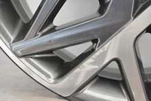Laden Sie das Bild in den Galerie-Viewer, 1x Alufelge 18 Zoll 7.5" 5x114.3 50ET Matt Graphit 52910-CM300 Hyundai Kona Mg FEL1693430083yd