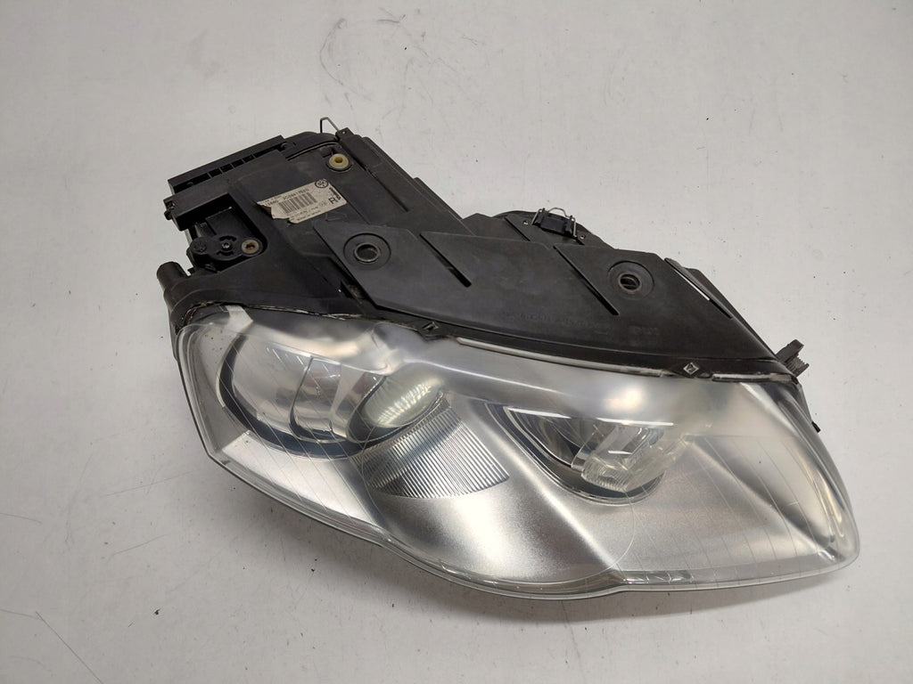 Frontscheinwerfer VW Passat 3C0941752G Rechts Scheinwerfer Headlight SCH9382722383kg