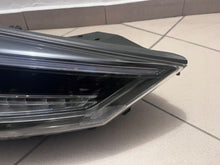 Load image into Gallery viewer, Frontscheinwerfer Hyundai Tucson 92102 D7700 LED Rechts Scheinwerfer Headlight SCH8913297620ae