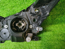Laden Sie das Bild in den Galerie-Viewer, Frontscheinwerfer Toyota Avensis 1000017687 Xenon Rechts Scheinwerfer Headlight SCH3605381046jg