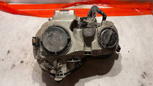 Laden Sie das Bild in den Galerie-Viewer, Frontscheinwerfer Mercedes-Benz W210 A2108203061 Rechts Scheinwerfer Headlight SCH6759209177kn