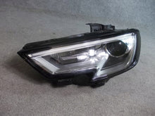 Laden Sie das Bild in den Galerie-Viewer, Frontscheinwerfer Audi A3 8V0941005E Xenon Links Scheinwerfer Headlight