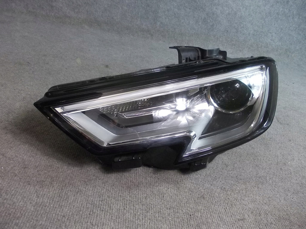 Frontscheinwerfer Audi A3 8V0941005E Xenon Links Scheinwerfer Headlight SCH3023571794wv
