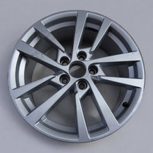 Load image into Gallery viewer, 1x Alufelge 17 Zoll 7.5&quot; 5x112 51ET 8V0601025CS Audi Rim Wheel