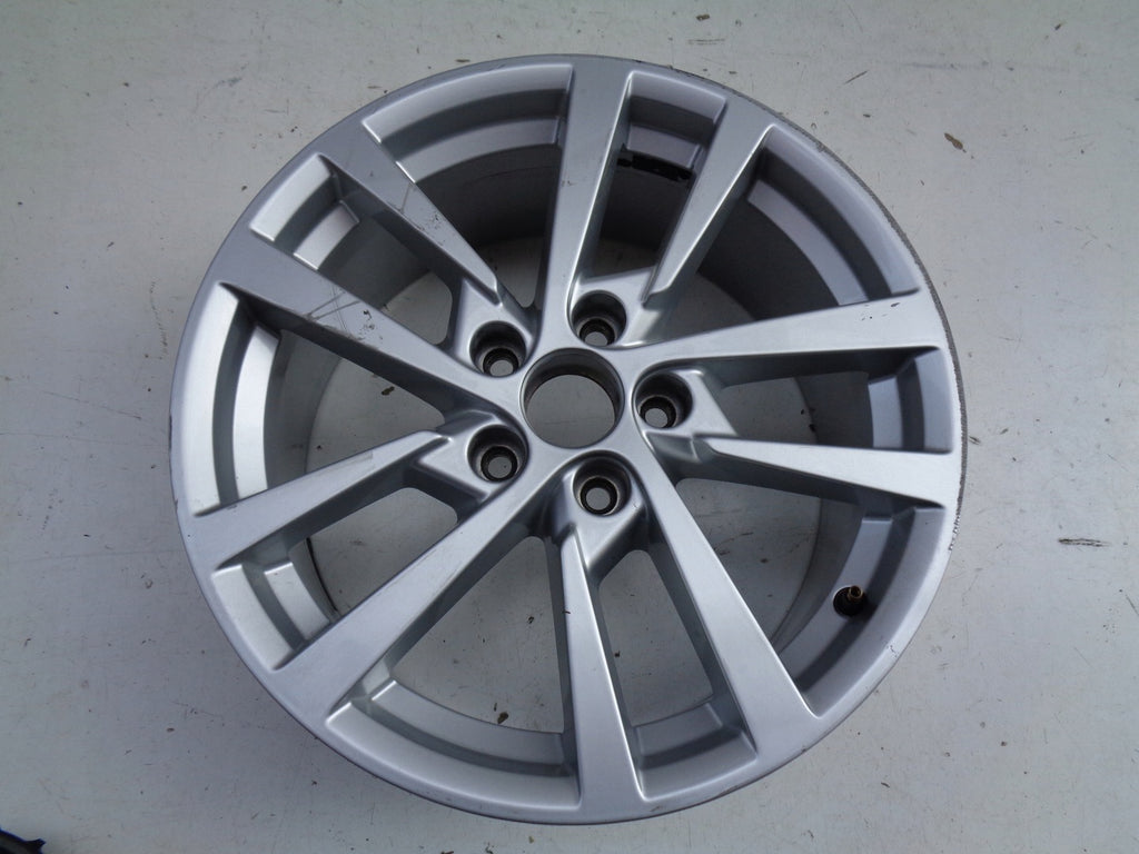 1x Alufelge 17 Zoll 7.5" 5x112 51ET 8V0601025CS Audi Rim Wheel