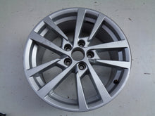 Load image into Gallery viewer, 1x Alufelge 17 Zoll 7.5&quot; 5x112 51ET 8V0601025CS Audi Rim Wheel