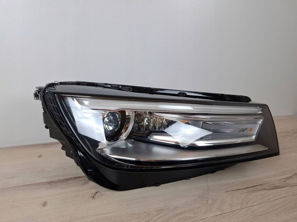 Frontscheinwerfer Audi Q5 80A941006C Rechts Scheinwerfer Headlight SCH8747161654ws