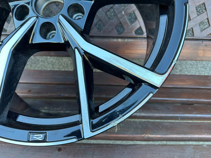 1x Alufelge 19 Zoll 8.0" 5x112 44ET Glanz Schwarz 2GA601025AQ VW T-Roc Rim Wheel FEL8817237626rx