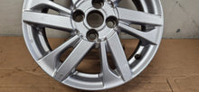 Load image into Gallery viewer, 1x Alufelge 15 Zoll 4.5" 4x100 35ET Glanz 426110H040 Toyota Yaris Rim Wheel FEL1705148975lt
