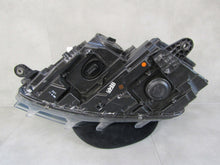 Laden Sie das Bild in den Galerie-Viewer, Frontscheinwerfer Skoda Octavia III 5E1941016B Xenon Rechts Headlight SCH4651465731qr