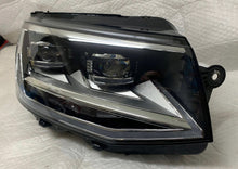 Load image into Gallery viewer, Frontscheinwerfer VW Transporter 7E1941036 LED Rechts Scheinwerfer Headlight