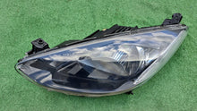 Laden Sie das Bild in den Galerie-Viewer, Frontscheinwerfer Mazda II DR6151040 Links Scheinwerfer Headlight