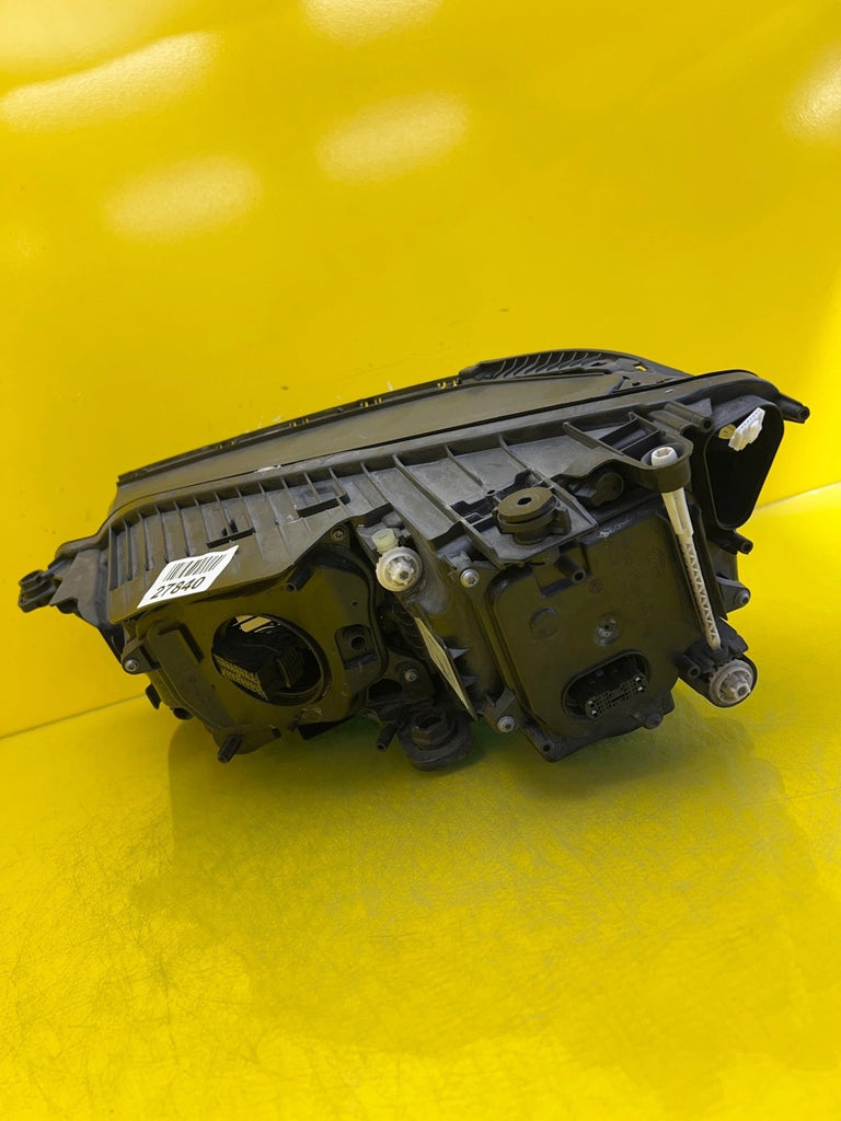 Frontscheinwerfer VW Touareg 761941082 LED Rechts Scheinwerfer Headlight