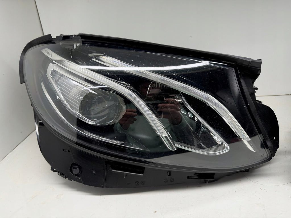 Frontscheinwerfer Mercedes-Benz W213 A2139064004 Ein Stück (Rechts oder Links) SCH4223305865ka