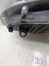 Load image into Gallery viewer, Frontscheinwerfer VW Transporter 7E1941016D Rechts Scheinwerfer Headlight