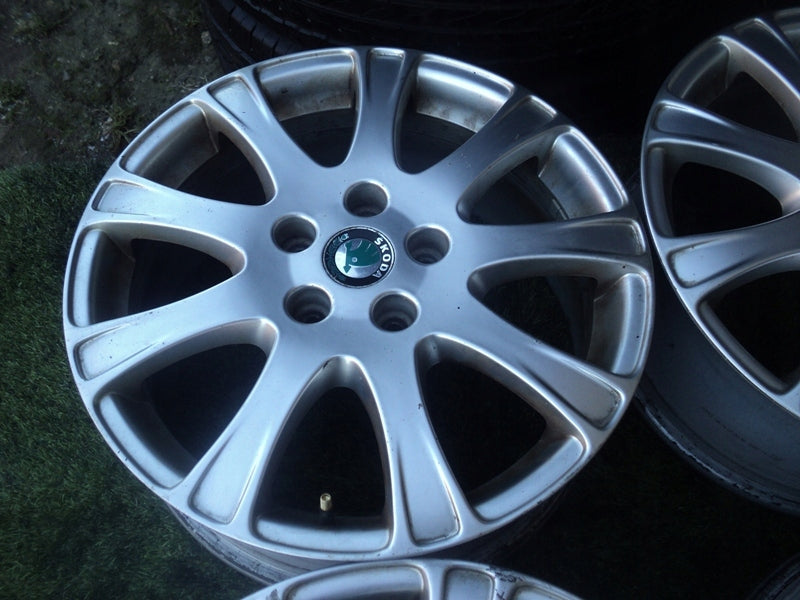 4x Alufelge 17 Zoll 7.0" 5x112 54ET Weiß Skoda Octavia I Rim Wheel FEL3299916997no