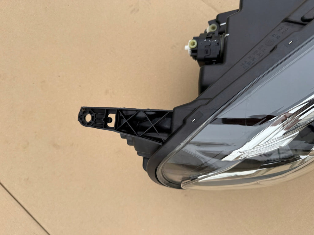 Frontscheinwerfer Mercedes-Benz A4709060900 LED Rechts Scheinwerfer Headlight SCH9106311947ge