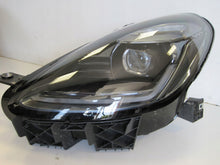 Laden Sie das Bild in den Galerie-Viewer, Frontscheinwerfer Maserati I 06703034810 Full LED Ein Stück (Rechts oder Links) SCH7966070996yy