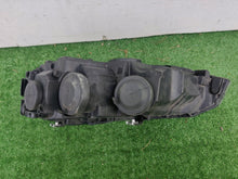 Laden Sie das Bild in den Galerie-Viewer, Frontscheinwerfer VW Polo 2G1941006 Rechts Scheinwerfer Headlight SCH1270410929hm