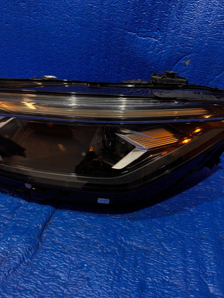 Frontscheinwerfer VW Passat 89909S402SSM 3119410053 J1941005 Links Headlight SCH8962547211kq