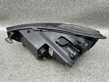 Laden Sie das Bild in den Galerie-Viewer, Frontscheinwerfer Seat Tarraco 5FJ941008E Rechts Scheinwerfer Headlight SCH8622323639yi