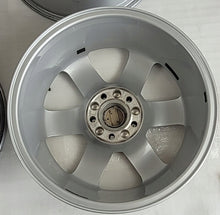 Laden Sie das Bild in den Galerie-Viewer, 4x Alufelge 17 Zoll 7.5" 5x112 28ET 8T0601025B Audi B8 Rim Wheel FEL1331961167nt