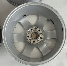 Load image into Gallery viewer, 4x Alufelge 17 Zoll 7.5" 5x112 28ET 8T0601025B Audi B8 Rim Wheel FEL1331961167nt