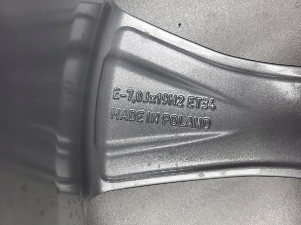 1x Alufelge 19 Zoll 7.0" 5x112 34ET Glanz Silber 80A601025K Audi Rim Wheel FEL9472005958un