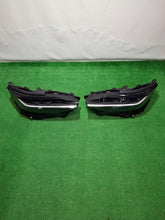 Laden Sie das Bild in den Galerie-Viewer, Frontscheinwerfer Toyota I Ein Stück (Rechts oder Links) Scheinwerfer Headlight SCH2959252390ve