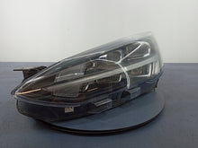 Laden Sie das Bild in den Galerie-Viewer, Frontscheinwerfer Ford Focus MX7B-13E015-EB Full LED Links Headlight SCH5463593217tt
