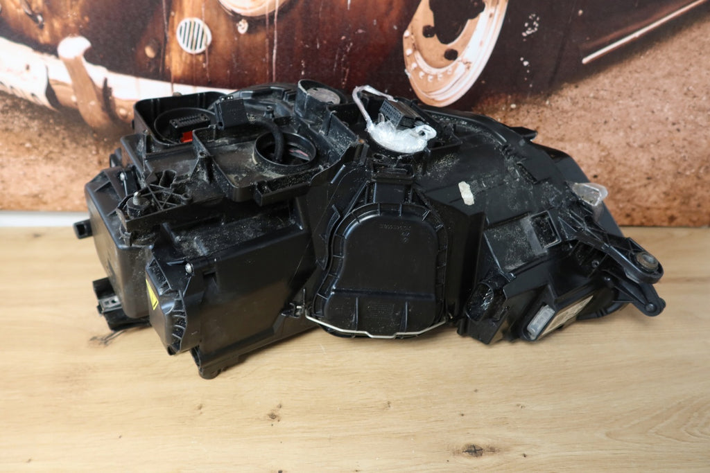 Frontscheinwerfer VW Golf VII Sportsvan 517941034B Xenon Rechts Headlight SCH8947076072uz