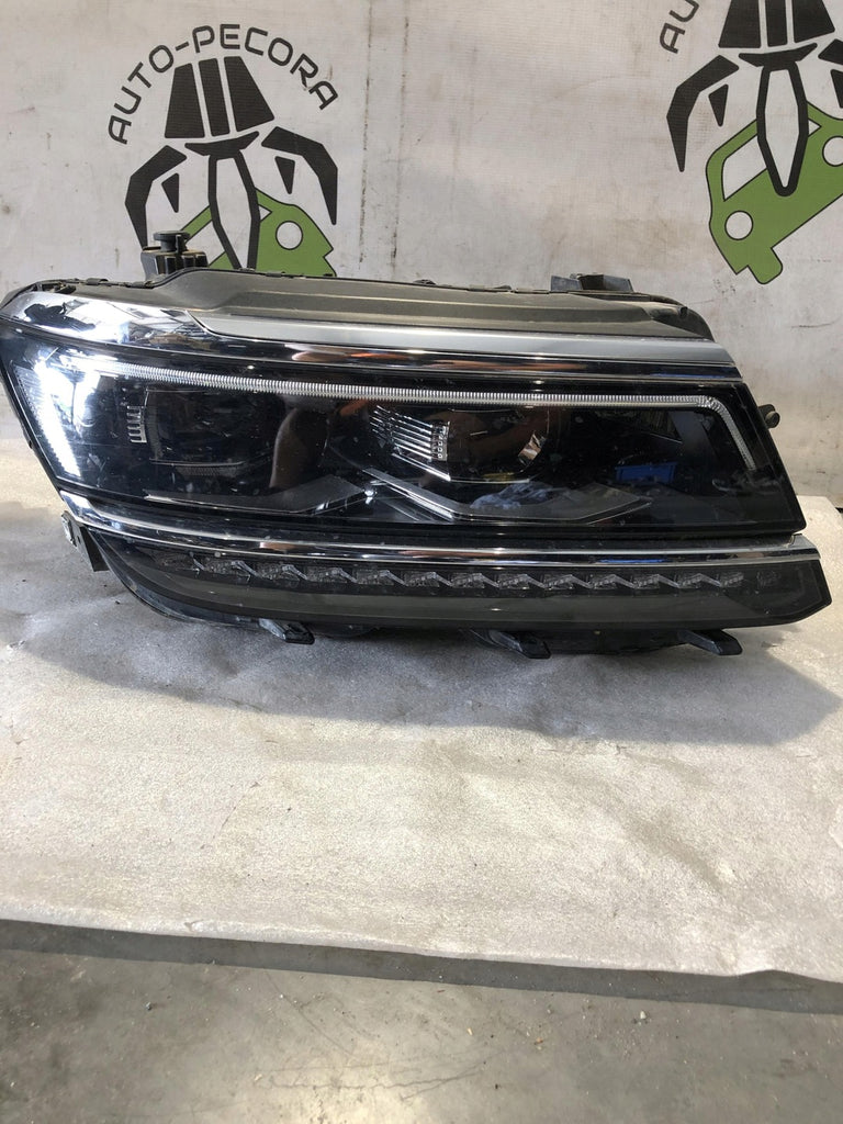 Frontscheinwerfer VW Tiguan 5NB941082A Rechts Scheinwerfer Headlight