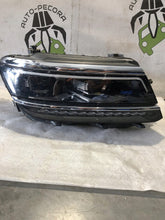 Load image into Gallery viewer, Frontscheinwerfer VW Tiguan 5NB941082A Rechts Scheinwerfer Headlight