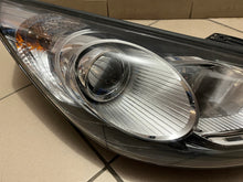 Laden Sie das Bild in den Galerie-Viewer, Frontscheinwerfer Hyundai Ix35 92102-2Y Rechts Scheinwerfer Headlight