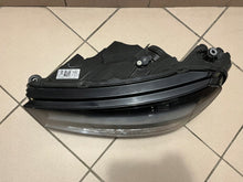 Laden Sie das Bild in den Galerie-Viewer, Frontscheinwerfer Skoda Fabia IV 6VB941015 Full LED Links Scheinwerfer Headlight SCH2167316182bz