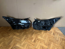 Laden Sie das Bild in den Galerie-Viewer, Frontscheinwerfer Ford Transit BK31-13D152 BK31-13D153 Rechts oder Links SCH5023740093wj