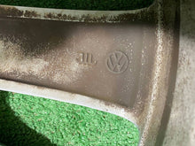 Load image into Gallery viewer, 1x Alufelge 16 Zoll 6.5" 5x112 44ET 5C0601025T VW New Beetle Rim Wheel FEL1099161051ac
