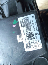 Load image into Gallery viewer, Frontscheinwerfer Renault Megane IV 260606911R Links Scheinwerfer Headlight SCH2321528227ed