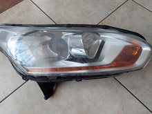 Laden Sie das Bild in den Galerie-Viewer, Frontscheinwerfer Ford Tourneo Connect Transit 90036362 DT11-13W029AC Rechts SCH9474114054sz