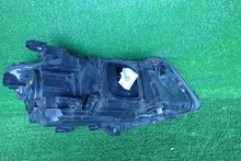Laden Sie das Bild in den Galerie-Viewer, Frontscheinwerfer Mercedes-Benz Cla A1179065100 Xenon Links Headlight SCH4808374534zl