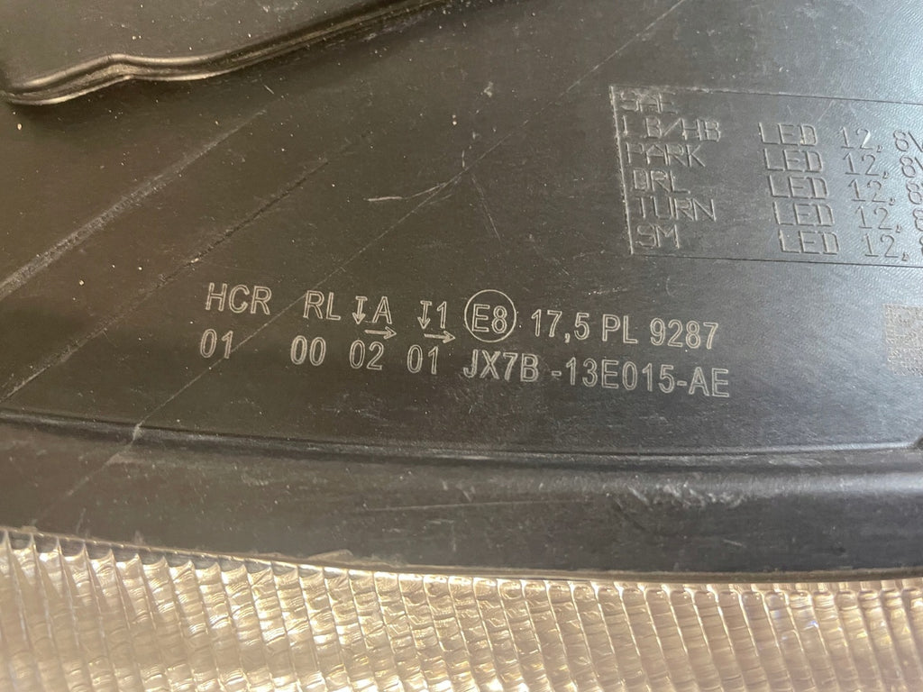 Frontscheinwerfer Ford Focus JX7B-13E015-AE JX7B-13E014-AE LED Rechts oder Links SCH5221059970yt