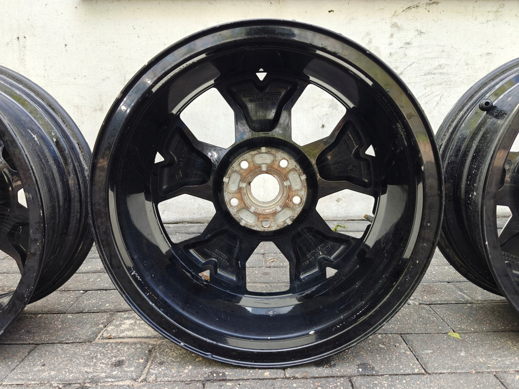 1x Alufelge 17 Zoll 6.5" 5x114.3 50ET Glanz Schwarz 403000531R Renault Rim Wheel FEL8048134076hn