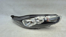 Load image into Gallery viewer, Frontscheinwerfer Ford Fiesta VII C1BB-13W029-AC Rechts Scheinwerfer Headlight SCH6715223436ui