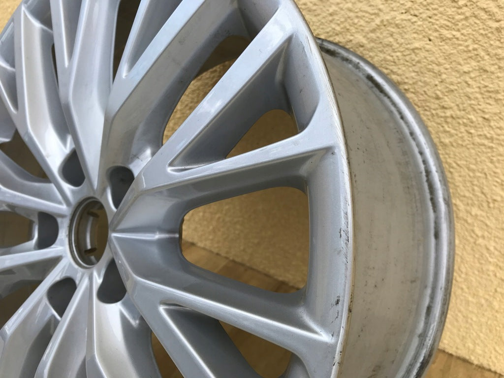 1x Alufelge 17 Zoll 7.5" 5x112 46ET 5FA601025B Seat Leon Rim Wheel FEL8645636121xr